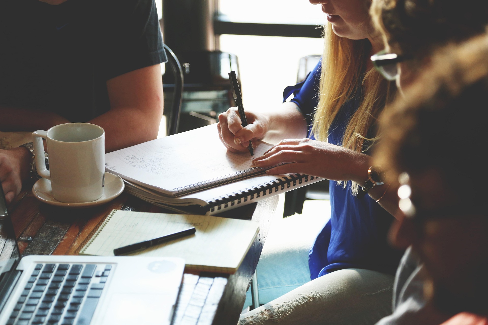 startupstockphotos startup 594090 1920